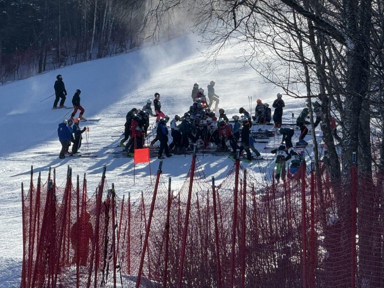 Ski NB athletes at the start area